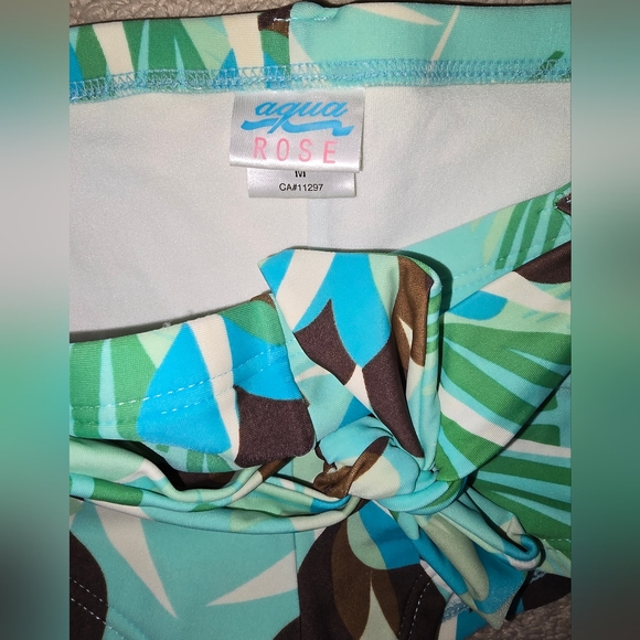 Women's Tankini - Picture 2 of 3